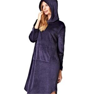 32 Degrees Women's Plush Hooded Robe -  Dark Purple/Navy